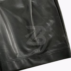 Shorts en similicuir PU pour hommes, personnalisables avec logo, noirs, amples, décontractés, style chino - Product Image 4