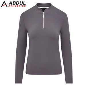 Couche de base légère pour femme avec tissu respirant pour un confort tout au long de la journée et un style décontracté - Product Image 1