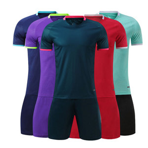 Créez Votre Propre Tenue d'Équipe : Ensembles de Maillots de Football Personnalisables en Gros, Modèles Vides et Simples pour Hommes et Enfants – Dernière Collection de Maillots de Football Personnalisés - Product Image 6