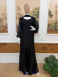 Ensemble indien pakistanais noir orné pour femme, costume formel Kurta Palazzo en soie tricotée, fabrication sur mesure OEM - Product Image 1