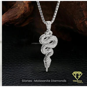 Pendentif Serpent Fait Main avec Design de Bijoux Hip Hop de Luxe et Finition de Haute Qualité - Product Image 2