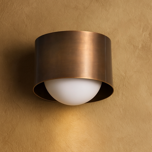 Spot lumineux de plafond en laiton massif vieilli de style mid-century, artisanal, de haute qualité, pour mariages, fabriqué dans l'Indiana, par Calvin Handicraft - Product Image 3