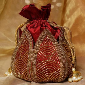 Bolso Potli de Seda Color Granate con Cuentas, Bordado Zardosi, Bolsa con Cordón, Regalo para Mujer, Bolso de Mano para Boda, Bolso de Mano para Novia - Product Image 1
