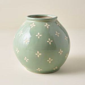 Jarrón de Cerámica para Mesa, Verde con Diseño Floral Blanco, Estilo Minimalista, Acabado Glaseado, 8-12 Pulgadas - Product Image 1