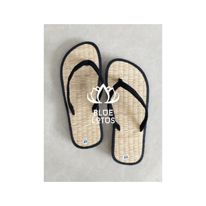 Chaussons compensés en lin VALUE MONEY pour hôtels japonais, tissés à la main, légers, respirants et flexibles pour usage intérieur - Product Image 1