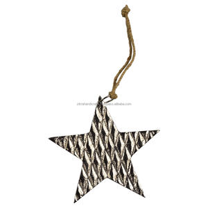 Pendentif en forme de cœur avec finition plaquée et métal solide, décoration d'arbre de noël, Design suspendu - Product Image 5
