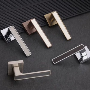 Poignées de meubles modernes en laiton et alliage de zinc, modèle Divine, boutons de luxe pour armoires de cuisine et décoration intérieure, Inde - Product Image 1