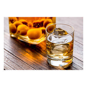 Bebidas Alcohólicas Japonesas de la Mejor Calidad: Sake, Shochu, Whisky, etc., Vino de Arroz - Product Image 1