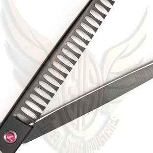 Ensemble de ciseaux de toilettage durables pour chiens Produits de nettoyage et de toilettage pour animaux de compagnie Outils de toilettage Cisailles de toilettage pour chiens de haute qualité - Product Image 6