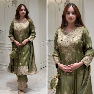 Ensemble haut, pantalon et dupatta en soie romaine avec broderie fantaisie et travail de sequins, entièrement cousu, avec doublure en micro-coton, tenue de fête MHI 906 - Product Image 2