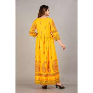 AARTI FASHION ชุดเดรสผ้าฝ้ายสไตล์โมเดิร์นลายพิมพ์เพสลีย์สีเหลือง ยาวคลุมเท้า แห้งเร็ว ทรงเอไลน์ ผู้จำหน่ายสินค้าขายส่ง - Product Image 3