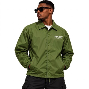Veste Coach noire unie pour homme, coupe-vent imperméable en nylon, fermeture à boutons-pression, col rabattable, coupe ample - Product Image 3
