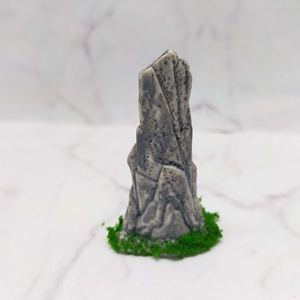 อุปกรณ์ตกแต่งบ้านตุ๊กตาขนาดเล็ก หินจำลองเรซิ่นเคลือบสี สำหรับจัดวางภูเขาธรรมชาติขนาดเล็กกลางแจ้ง - Product Image 1