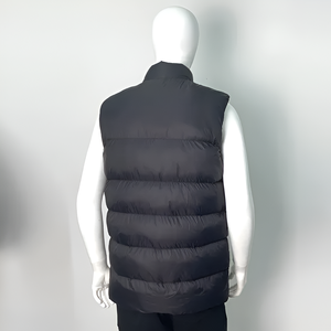 Chaleco acolchado sin mangas para hombre de alta calidad, diseñado para brindar calidez, comodidad y estilo. Hecho con tela ligera que no permite la penetración. - Product Image 2