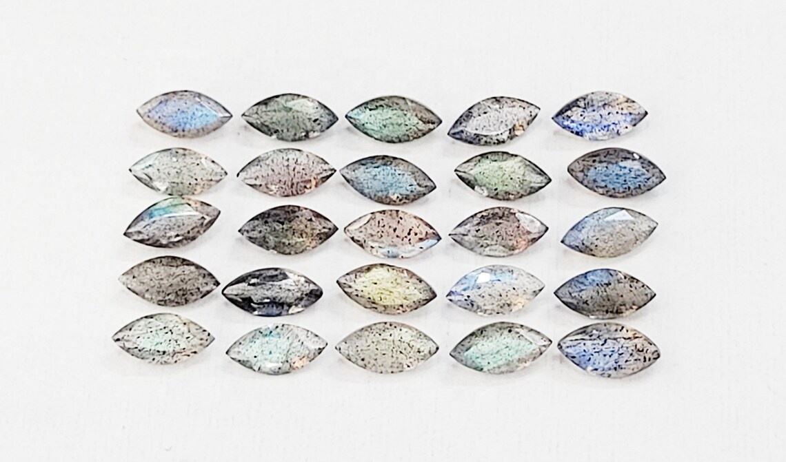 เช่นเดียวกับภาพ