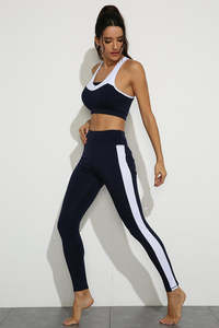Ensemble de yoga pour femme : Crop top dos nageur contrastant bleu marine et blanc, et leggings taille haute sans manches, couleur unie, respirant et sans couture - Product Image 5