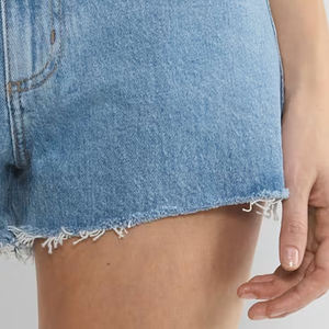 Shorts pour femmes – Vente directe usine, commande en gros, service OEM 2026 / Coutures durables, fermeture sécurisée à boutons, braguette zippée, logo personnalisé - Product Image 4