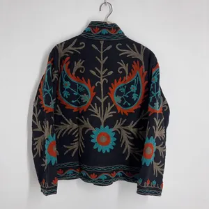 Veste en velours tricoté écologique, style Suzani, faite à la main, broderie florale, manteau bohème, vêtement d'extérieur unique en coton - Product Image 3
