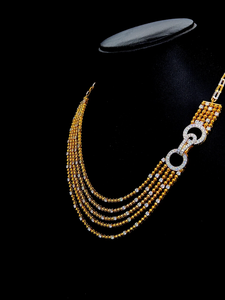 Collier de luxe multicouche avec diamants, cinq chaînes de perles en cascade, connecteur brillant, bijoux fins en argent sterling et or 14 carats - Product Image 3