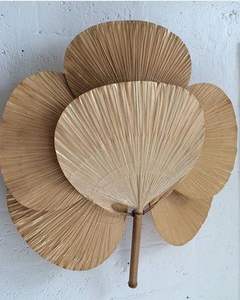 Ventilador de mano artesanal de hoja de palma Enfriamiento ecológico para verano y viajes - Product Image 6