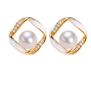 Wholesale S925 <b>Silver</b> Ear Needles <b>Earrings</b> with High Quality Temperament Fine <b>Stud</b> Freshwater Pearl <b>Earrings</b> <b>for</b> <b>Women</b> - Product Image 5