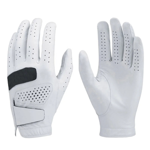Guantes de golf personalizados diseñados para brindar comodidad, un agarre fuerte y un rendimiento confiable en cada swing. - Product Image 2