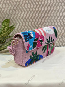 Bolso de Hombro Tipo Clutch con Cuentas Rosas, Estilo Tropical, Fabricante OEM, Hecho a Mano, con Diseño de Palmera, para Resort, Venta al por Mayor, Exportación, Marca Privada, a Granel - Product Image 2