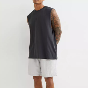 เสื้อกล้ามคอตตอนพรีเมียมระบายอากาศได้ดี ไม่เป็นขุย สำหรับผู้ชาย จาก LUXE ATTIRE INDUSTRY เหมาะสำหรับใส่ลำลอง ออกกำลังกาย หรือทำงานในช่วงฤดูร้อน - Product Image 5