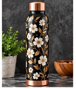 Botella de Agua de Cobre con Diseño Floral de Hibisco Tropical y Tapa de Cobre - Product Image 6