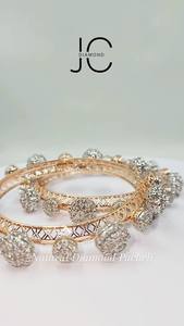 Brazalete de diamantes sintéticos cultivados en laboratorio de oro, pulsera de diamantes hecha a mano de oro blanco ligero, elegante y elegante - Product Image 3