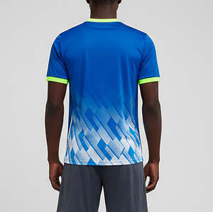 Maillots de football personnalisés de qualité supérieure pour hommes, respirants, à séchage rapide, avec logo personnalisé et design personnalisable. - Product Image 2