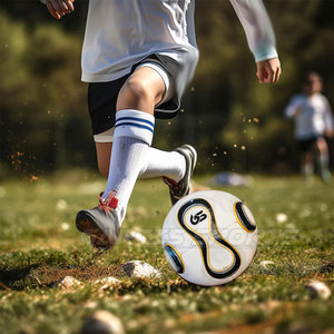Balón de Fútbol Cosido a Mano, Diseño de Última Generación, Hecho en Pakistán, Equipamiento Deportivo en Oferta - Product Image 6