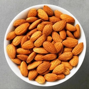 Almendras Orgánicas de California de Bajo Costo, Crudas, Grado Alimenticio, Suministro a Granel para Distribuidores y Compradores Mayoristas - Product Image 1