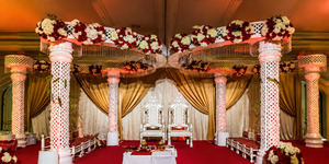 Mandap de mariage doré d'Asie du Sud, exclusif Sydney, en FRP, pour extérieur, meilleur ensemble de mandap de mariage hindou en fibre sculptée, USA - Product Image 4