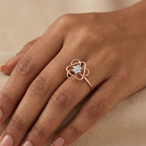 Anillo de Oro Rosa con Diamante Natural de 0.07 Quilates, Color H I, Corte Brillante Redondo, Joyería Fina Clásica y Elegante, Piedra Brillante - Product Image 1