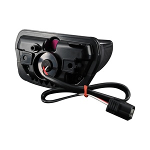 Feu arrière LED pour moto CB1000R avec clignotants et système d'éclairage de freinage - Product Image 4