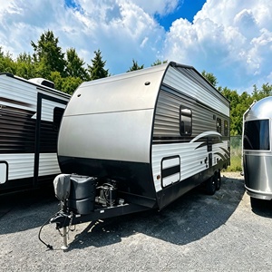 <span class=keywords><strong>Caravane</strong></span> de camping personnalisée en forme de larme, légère, compacte et remorquable pour les voyages. - Product Image 1