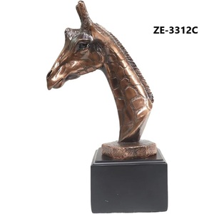 Escultura Metálica de Alta Calidad Chapada en Oro con Diseño Artístico de Animales Impresos Digitalmente para Interiores de Oficina, Decoración Moderna, Zahid Exports - Product Image 4