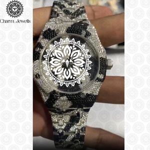 ชาร์ม_จิวเวลส์นาฬิกาข้อมือสแตนเลสสตีลสุดหรูสำหรับผู้หญิง ตัวเรือนทรงกลม ระบบควอตซ์แบบอนาล็อก สายประดับเพชร ขนาด 30 มม. - Product Image 6