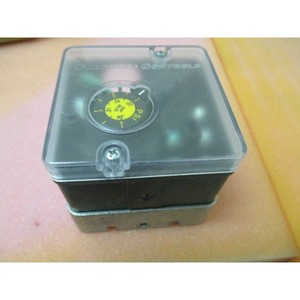 สวิตช์ Metron 483-11984-01, แบบกด, แก๊ส, 1-4PSI - อุปกรณ์และอะไหล่เซมิคอนดักเตอร์ระดับโลกที่เชื่อถือได้ - Product Image 4