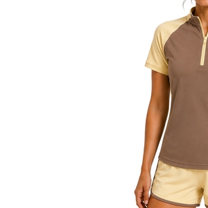 Conjunto deportivo de camiseta y pantalones cortos para mujer, color marrón beige, con media cremallera, de secado rápido, manga corta, para gimnasio, fitness, correr y entrenamiento. - Product Image 3