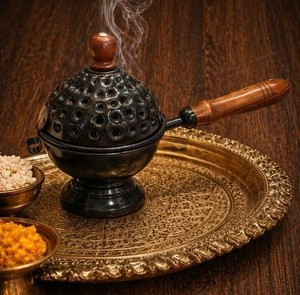 Brûleur d'encens en fer écologique de style bouddhiste pour Puja, Aarti, méditation, yoga, décoration de la maison et du bureau - Product Image 4