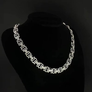 Chaîne cubaine en diamant de fabrication indienne pour les occasions professionnelles ou décontractées et les occasions de luxe, disponible au meilleur prix - Product Image 4