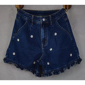 Shorts de Mezclilla para Mujer, Ajustados, de Cintura Alta, Rectos, de Algodón Premium, Elegantes, para Uso Diario, Origen Bangladesh - Product Image 4