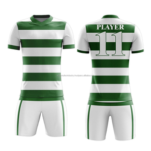 Uniforme de fútbol de poliéster personalizable ajustado de secado rápido para adultos con diseño de sublimación al por mayor - Product Image 6
