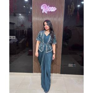 Hermoso Sari de Poliéster con Adornos Koti para Fiestas - Product Image 2