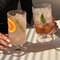 Verre à vin élégant de conception moderne, fabriqué à la machine, sans BPA, sans danger pour les aliments, textures variées, compatible lave-vaisselle, écologique, style européen