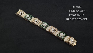 Bracelet Kundan 12487 en laiton avec pierres époxy, bijoux ethniques tendance pour femmes, idéal pour les mariages - Product Image 2
