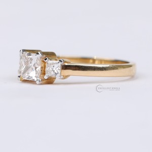 แหวนเพชรทรงปรินเซสคัท 3 เม็ด น้ำหนัก 1.00 กะรัต ทองคำขาว 18K เพชร CVD ผลิตในห้องปฏิบัติการ รับรองโดย IGI ชุดของขวัญเครื่องประดับหรูหรา - Product Image 2
