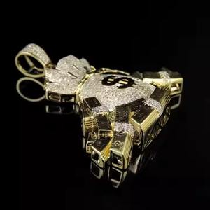 Colgante Hip Hop con Diseño de Moda Urbana, Diamantes Moissanita, Cruz de Jesús, Bañado en Oro Fino - Product Image 1